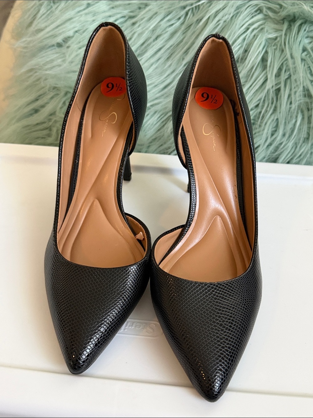 Jessica Simpson Black Pointed-Toe Stiletto Pumps - Picture 3 of 8